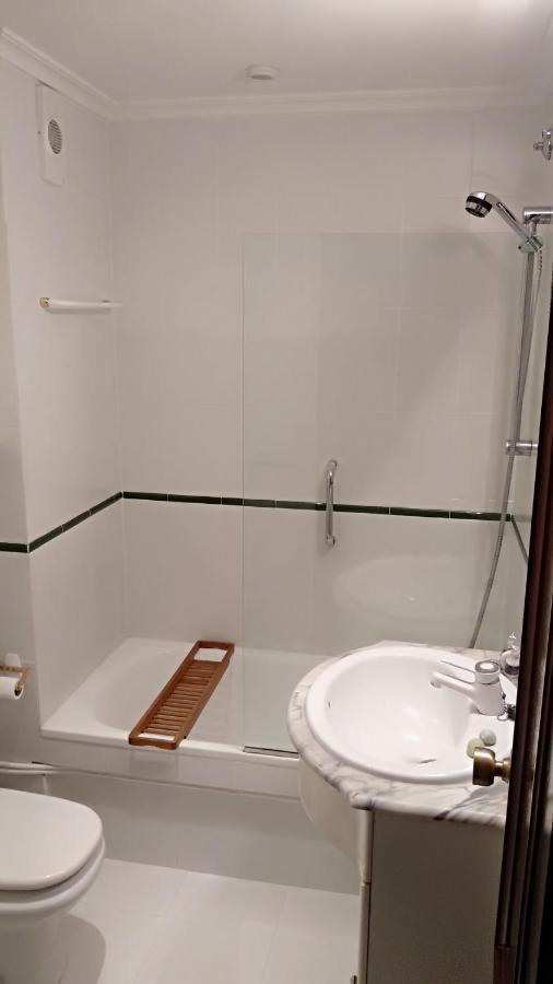 Vivienda 3 Dormitorios Zona Balaidos-Pza. America Vigo Exterior foto