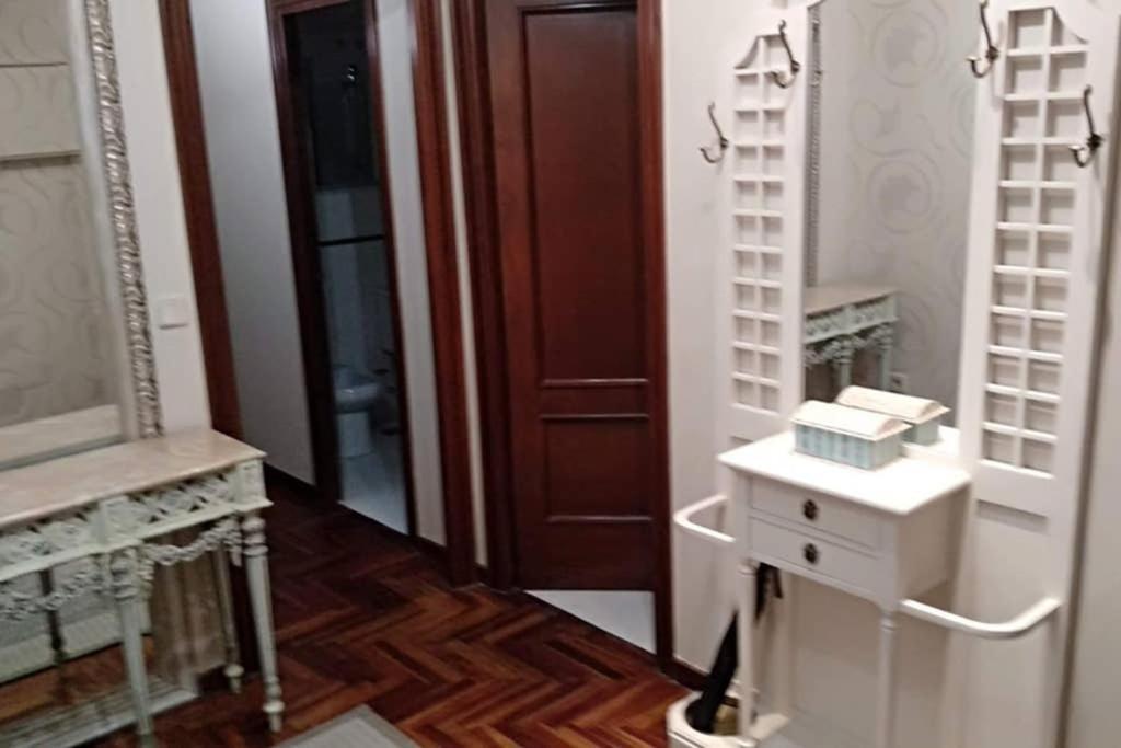 Vivienda 3 Dormitorios Zona Balaidos-Pza. America Vigo Exterior foto